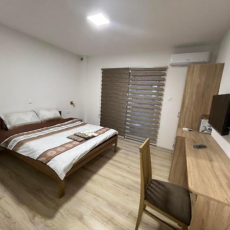 Royal Stars Apartments Στρώμνιτσα Εξωτερικό φωτογραφία